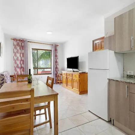 Apto Emeterio Cristianos By Paramount Holidays