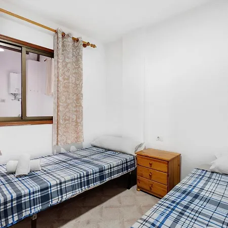 Apartment Apto Emeterio Cristianos By Paramount Holidays *