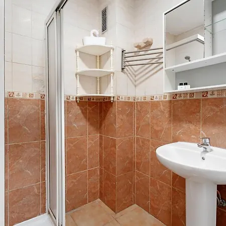 Apto Emeterio Cristianos By Paramount Holidays *